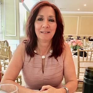 Meet your Posher, Rose